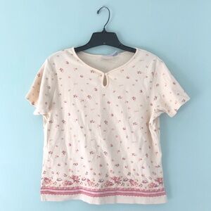 Women’s XL White Stag Pastel Yellow Floral Print Keyhole Front Ribbed Top